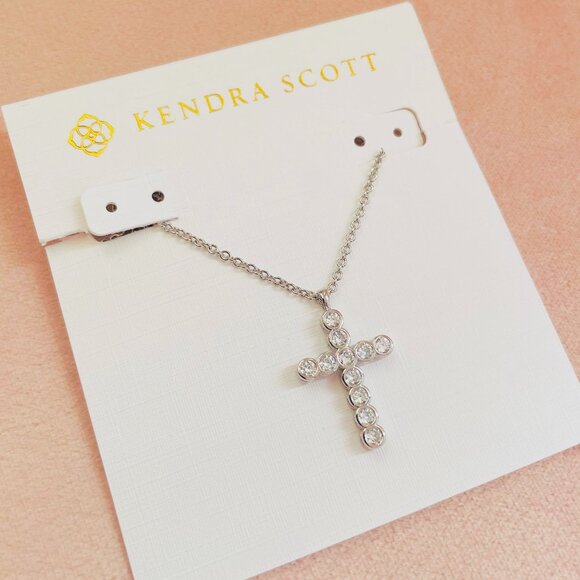 Kendra Scott Jewelry - Kendra Scott Silver Cross Pendant Necklace in White Crystal